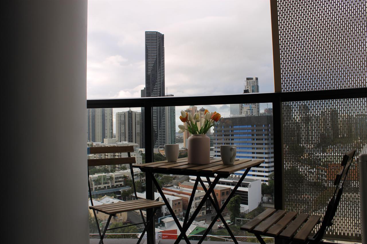 Spectacular Views Of Cbd By Fv With Free Car Park